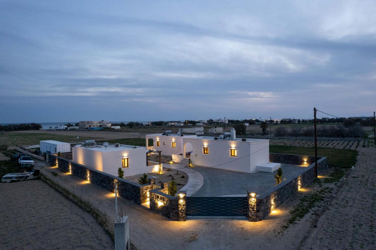Almira Luxury Apartment Perivolos (Santorini)