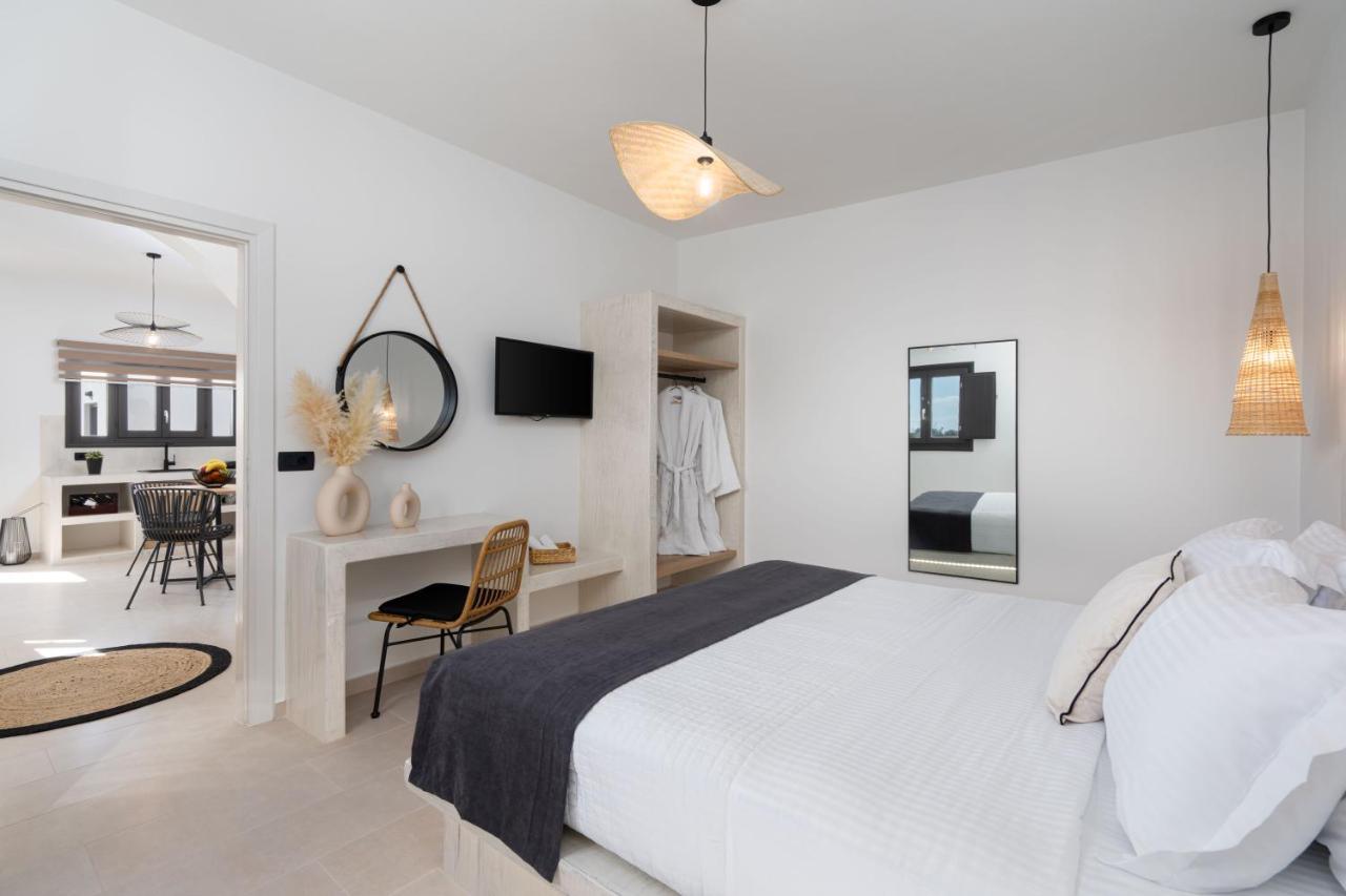 Almira Luxury Apartament Perivolos
