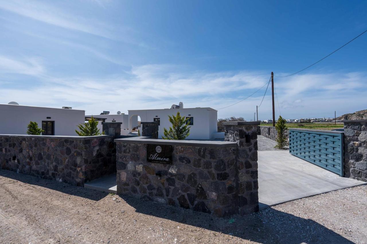Almira Luxury * Perivolos (Santorini)