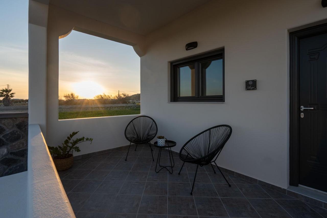 Apartment Almira Luxury Perivolos (Santorini)